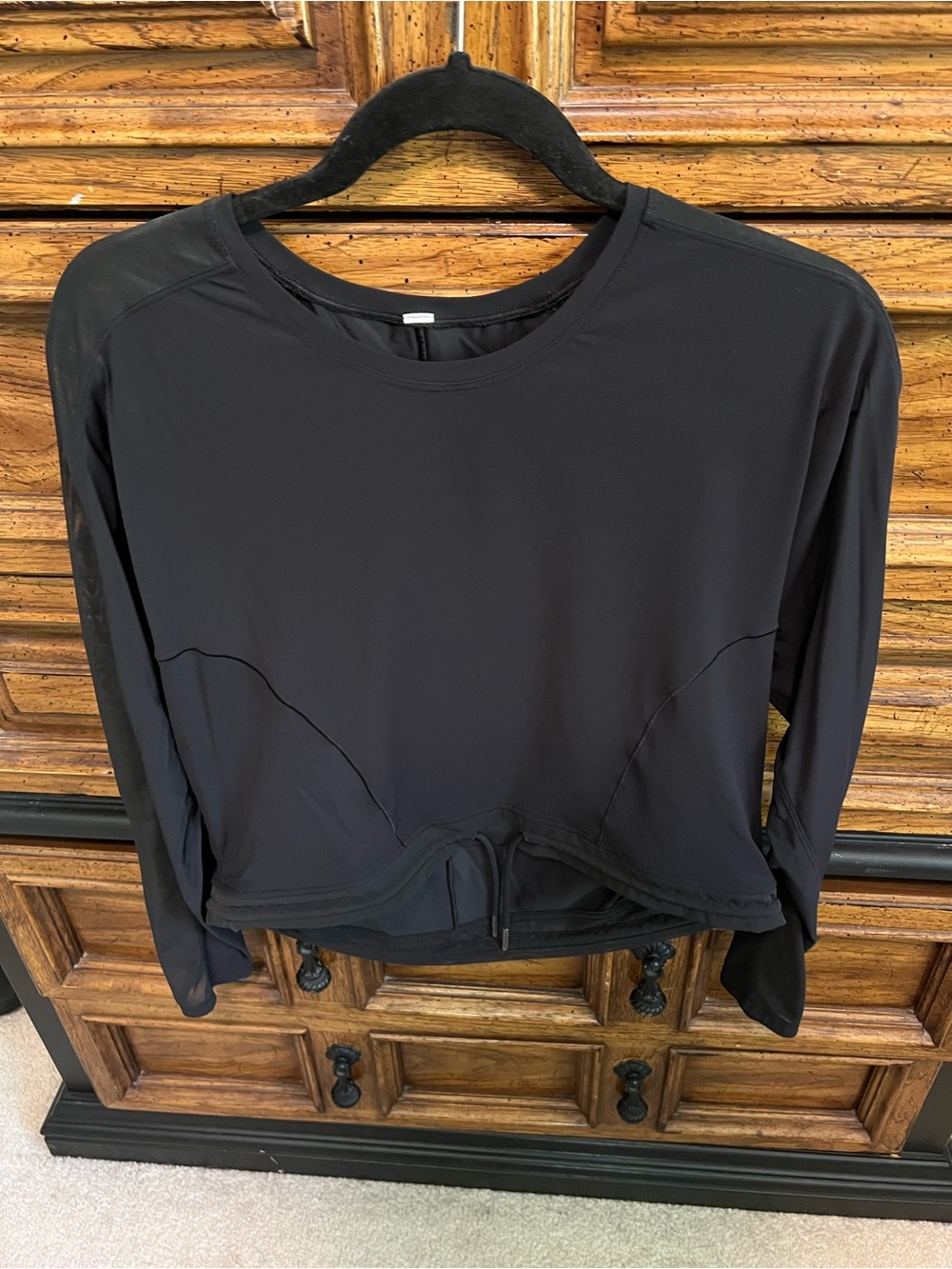 lululemon athletica Black Long-Sleeve Drawstring Hem Top